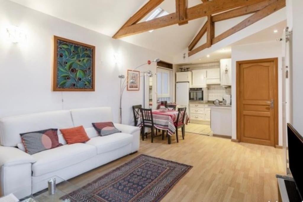 Appartement Charmant T3 Avec Terrasse Au Coeur De Ciboure Extérieur photo