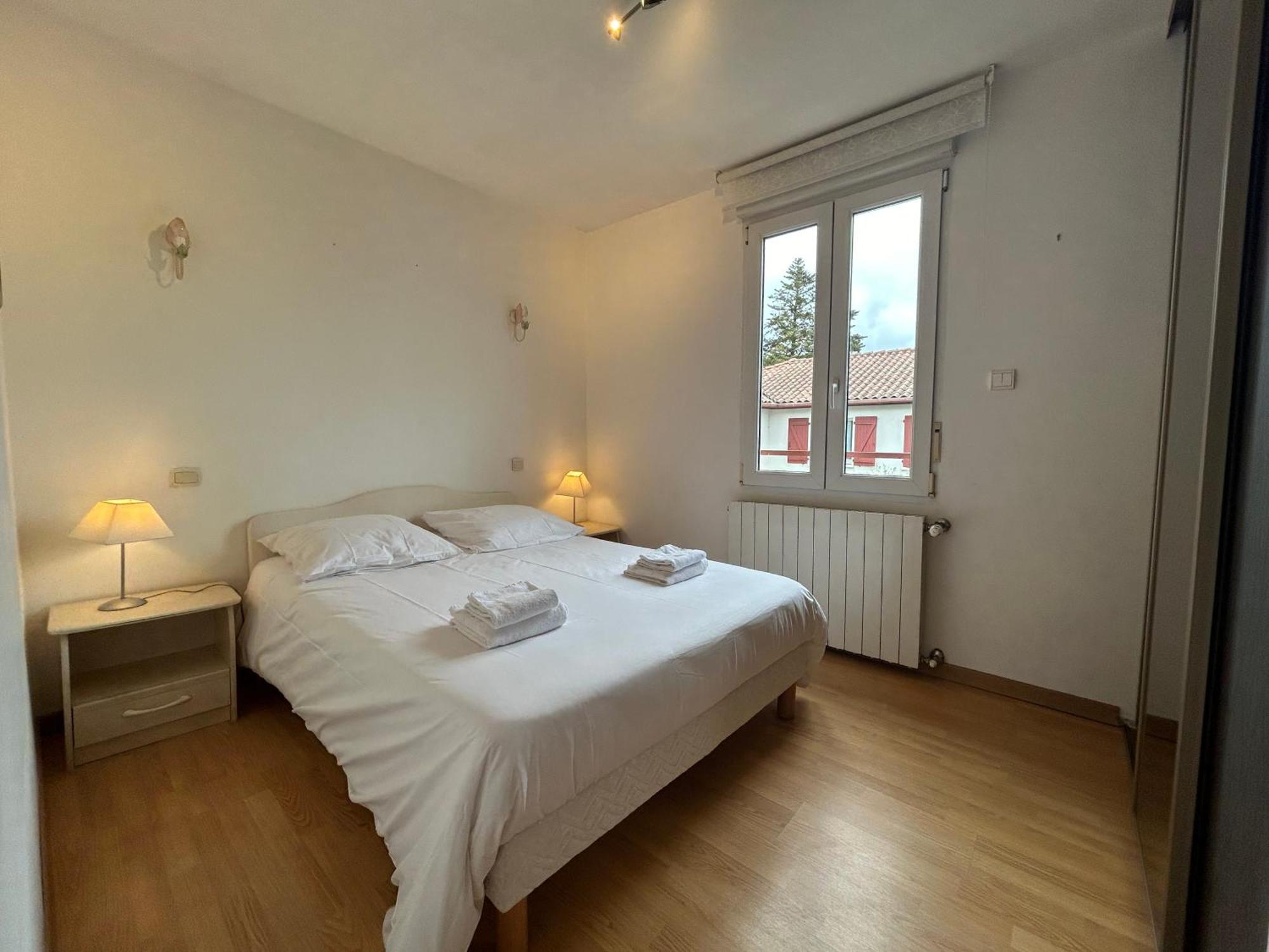 Appartement Charmant T3 Avec Terrasse Au Coeur De Ciboure Extérieur photo